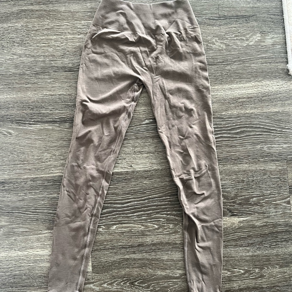 Alphalete Brown Leggings